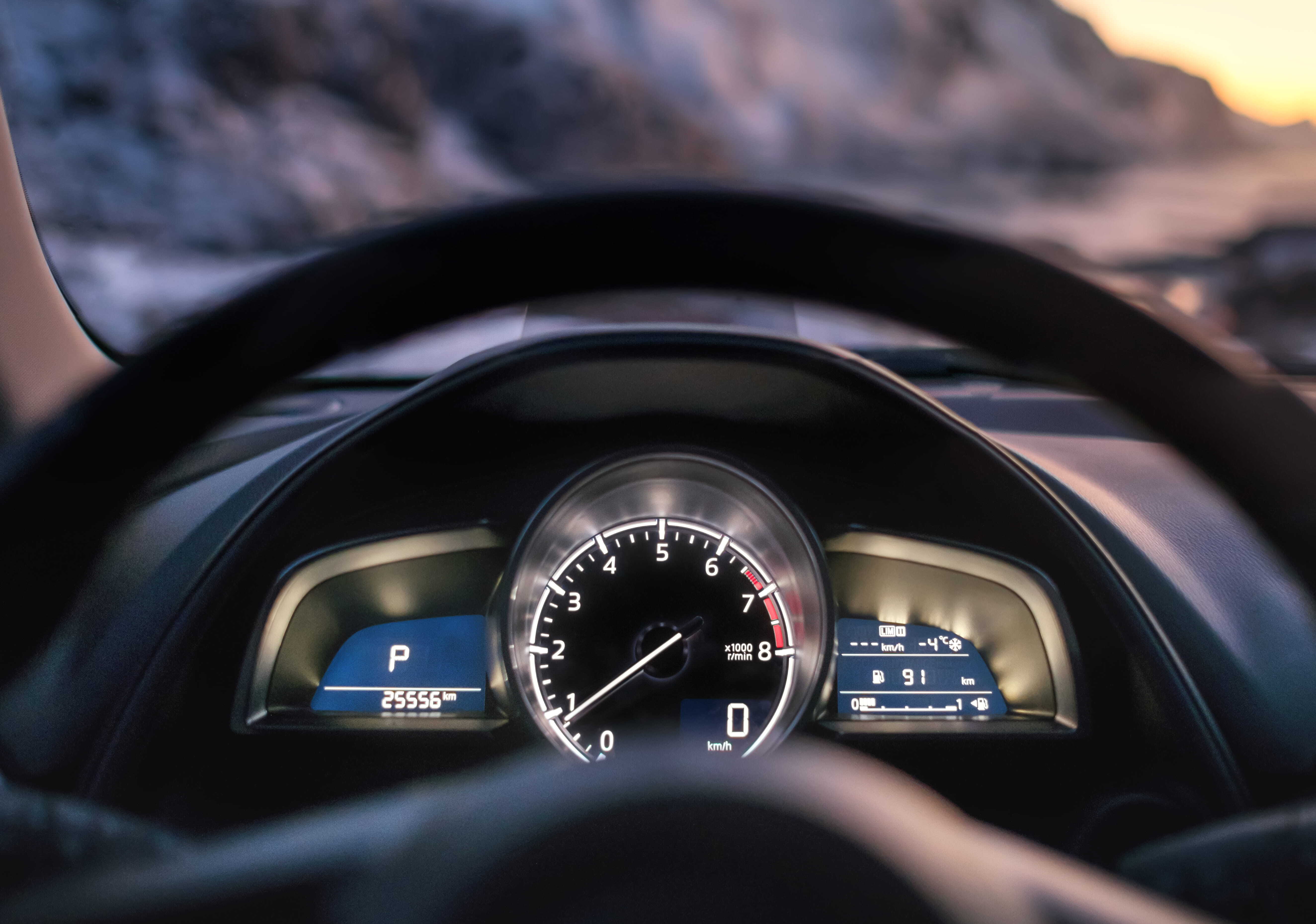 Araç Kiralamada Kilometre Sınırını Aşmamak için İpuçları